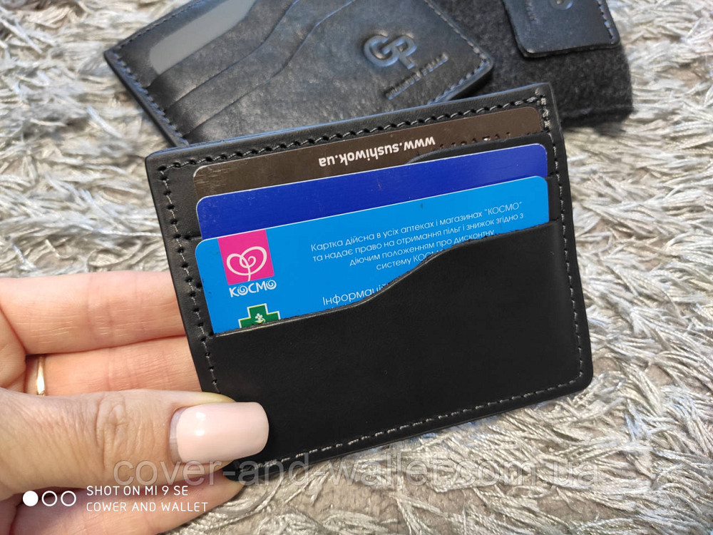 Чорний шкіряний картхолдер із відділенням для купюр Grande Pelle Київ - фото 3