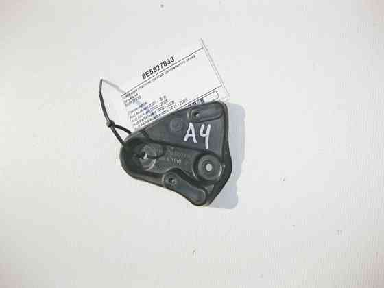 Audi  8E5827833 Кріпильна пластина приводу центрального замку багажника Audi A4 Одесса