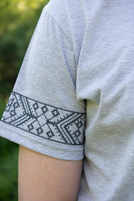 Футболка чоловіча з вишивкою бавовняний топ Київ - фото 2