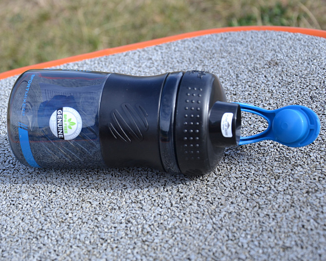 Шейкер спортивний (пляшка) BlenderBottle SportMixer Flip 20oz/590ml Black/Cyan Каменское - изображение 8