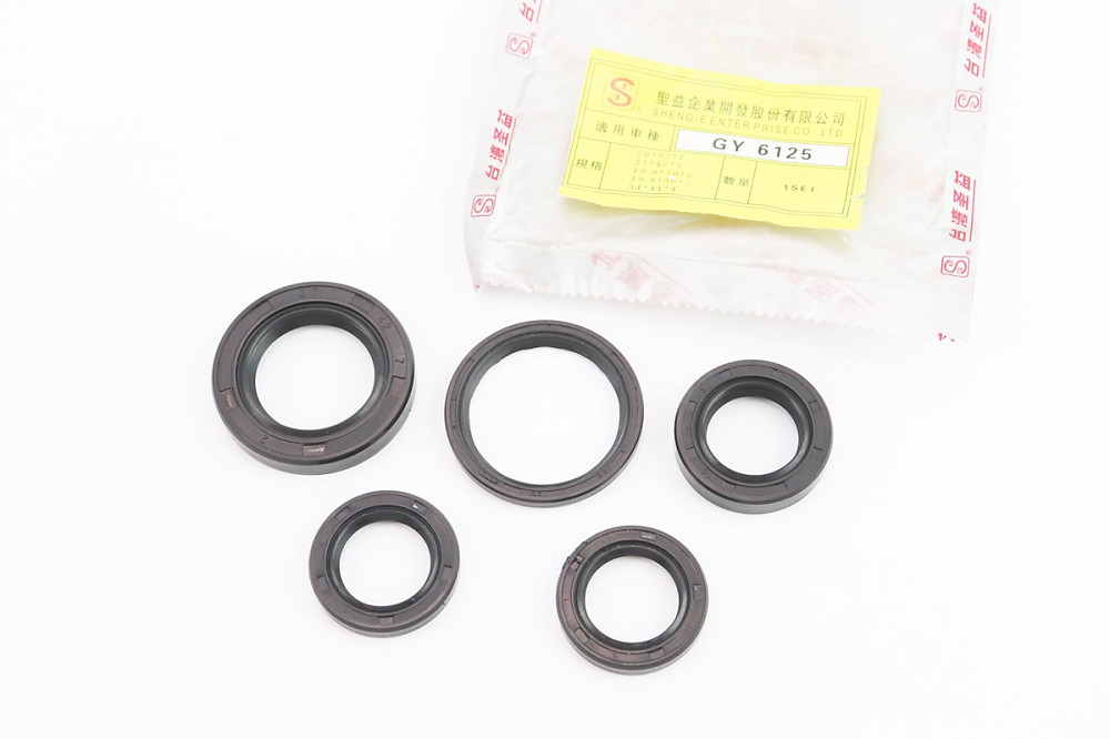 Сальники к-кт 5шт (19,8x30x5-2шт; 20x32x7; 27x42x7; 34x41x4) двигуна Київ - фото 1