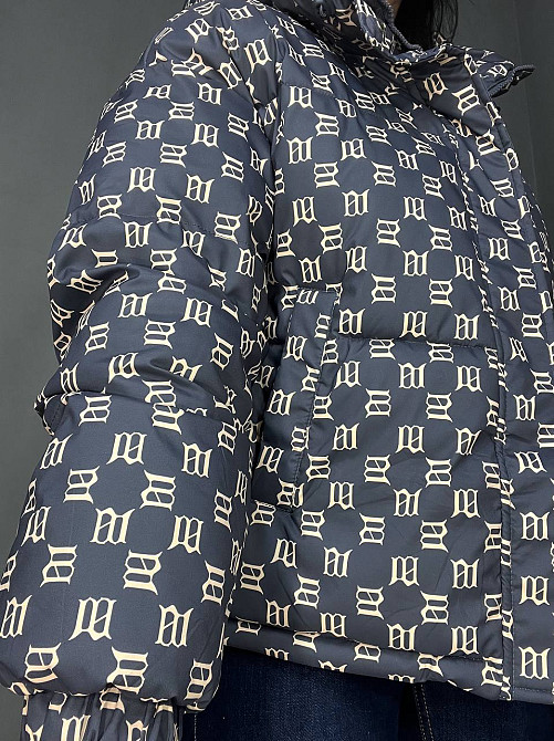 Куртка жіноча оверсайз демісезонна HAIZIYUAN 192 з капюшоном візерунок літери m графіт, графіт, L Київ - фото 12