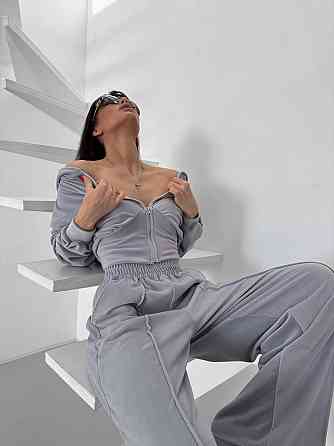 Женский прогулочный костюм двойка: кофта на молнии и брюки из велюра Одесса