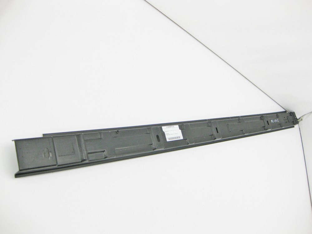 Mercedes-Benz  A1646981030 Пильовик - накладка підніжки нижня права ML W164 Одеса - фото 4