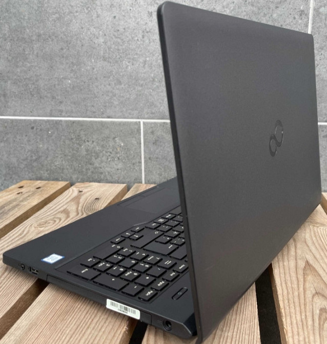 Ноутбук Fujitsu LIFEBOOK A359/ i3- 8130U / 8Gb./ SSD256M2/ 15.6"/ HD Київ - фото 1