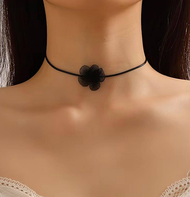 Чокер на шею с цветком черный минималистичный женский чокер ожерелье Киев - изображение 4