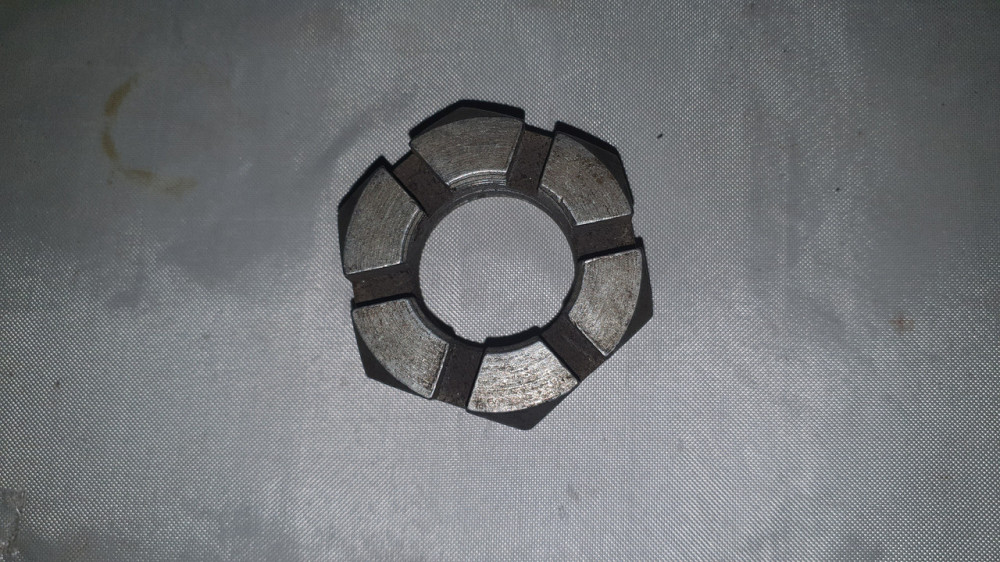 Гайка корончатая пальца реактивного КрАЗ М33х1.5. 349605-П29. Харьков - изображение 1