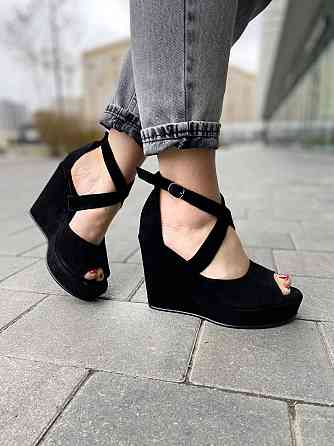 Nivelle Босоніжки жіночі NIVELLE 1815/C-818 чорні (літо, замша натуральна) (3742) 38р.39р. Коломия