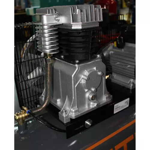 Масляный воздушный поршневой компрессор GTM KCH2070B-100L ременный: 100л, 2,2кВт, 10бар, 300 л/мин Киев