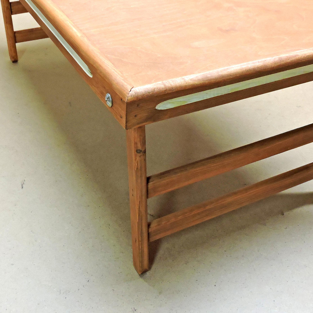 Столик-поднос для завтрака 