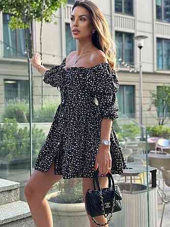 Жіноче софтове плаття на ґудзиках із довгим рукавом Чорний Квітковий принт XS-S Харків