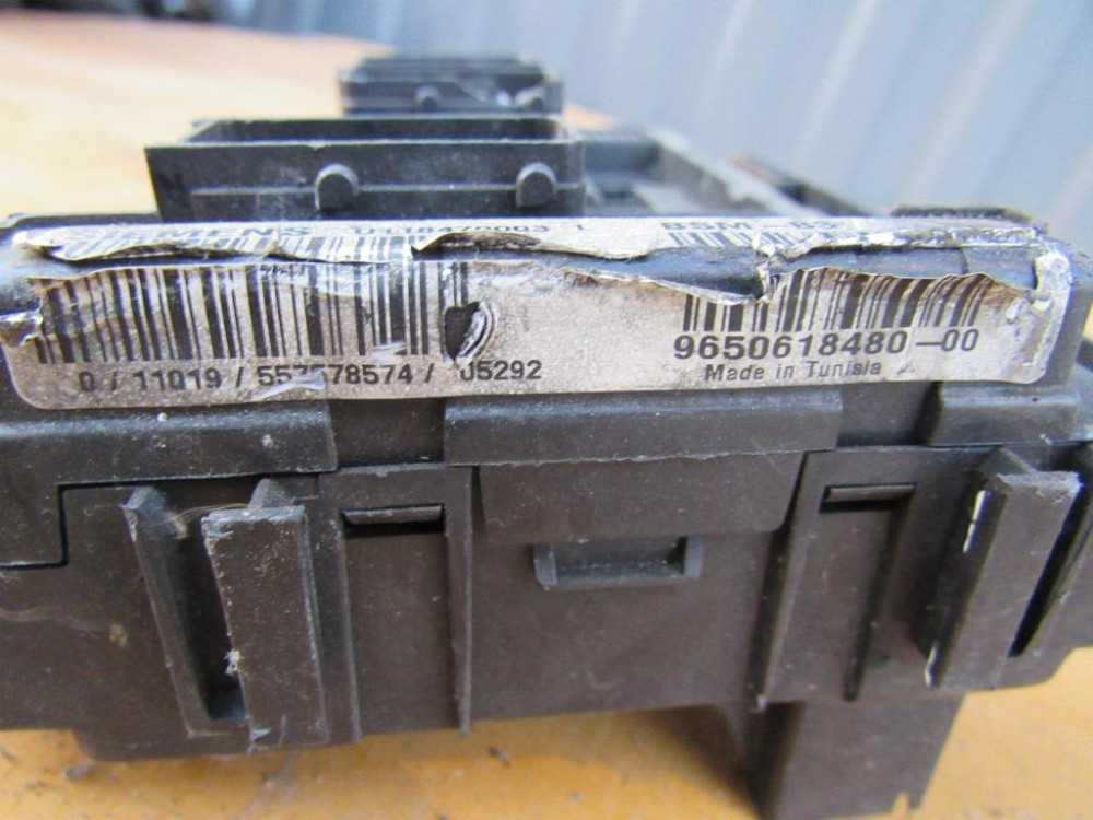 Блок запобіжників Citroen Berlingo 1996-2007 (9650618480) Ковель - фото 2