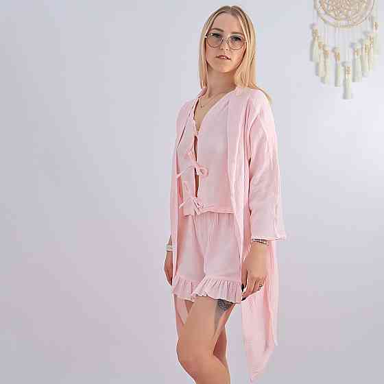 Бавовняна рожева жіноча піжама три в одному сорочка +шорти з рюшами+халат Кам'янець-Подільський