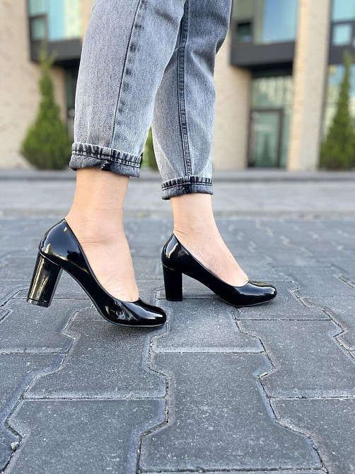 Туфлі жіночі YES MILE -1 чорні (весна-осінь, еко-лак) (1896) 35р.36р.37р.38р. 38 Коломия - фото 1