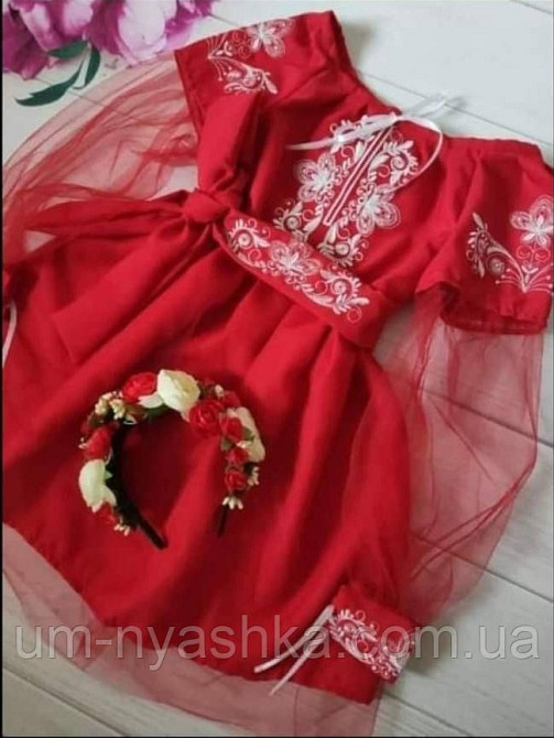 Дитяча вишита сукня вишиванка 