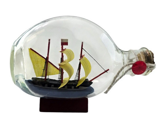 Фігурка Вітрильник у пляшці Київ - фото 1