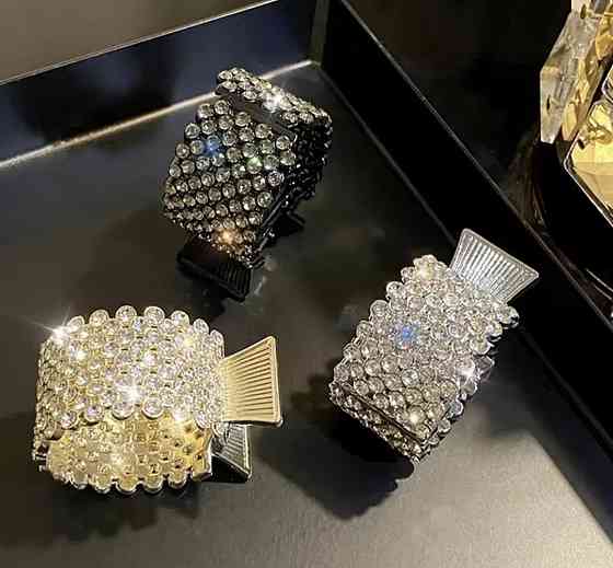 Комплект затискачів для волосся сріблястий, золотистий, чорний Сміла