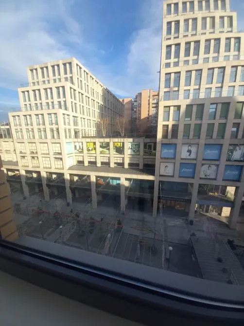 Офіс в самому центрі міста. Генерація електроенергії. Ремонт як на фото, все свіже і нове. Цілих 3 С/В. Розкішний вид на місто. Дніпро - фото 13