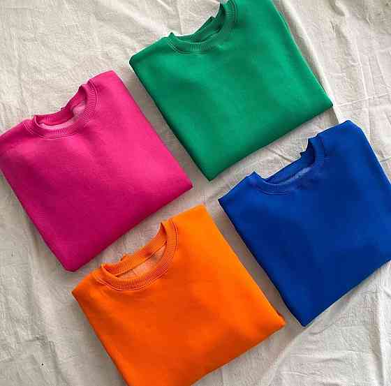 Жіночий теплий одноколірний світшот оверсайз тринитка на флісі Малиновий Одеса