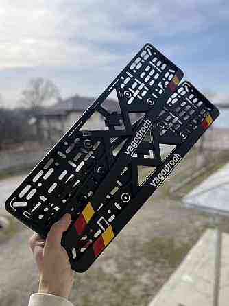 Виготовлення номерных рамок на авто з індивідуальним дизайном Чернівці