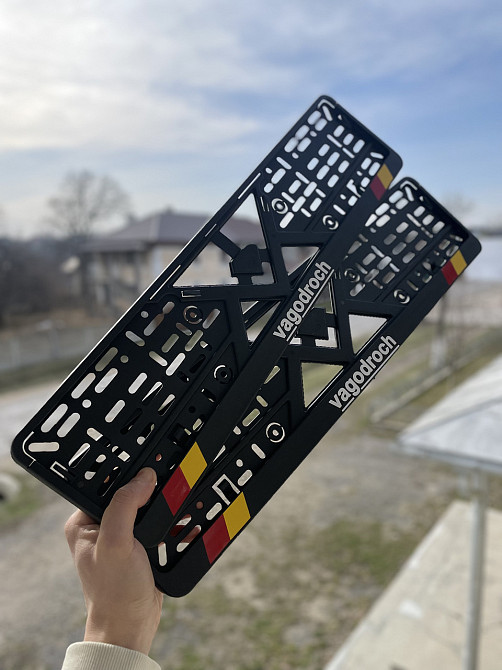 Виготовлення номерных рамок на авто з індивідуальним дизайном Чернівці - фото 1