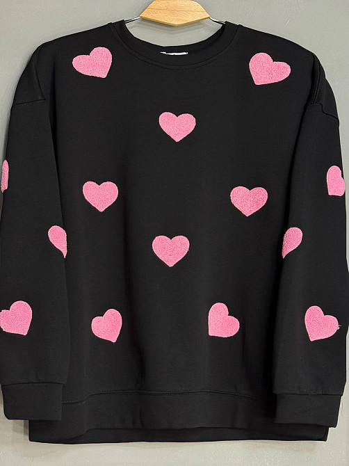 Свитшот женский W 2975 оверсайз с объемными сердцами, черный, one size Киев - изображение 14