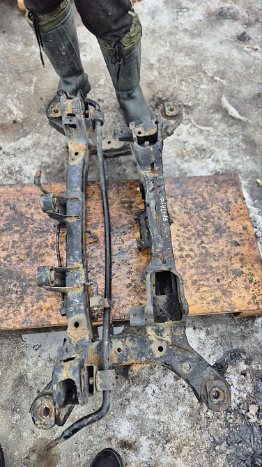 Передній підрамник dadi shuttle Київ - фото 1