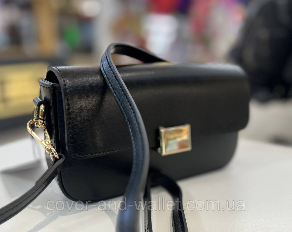 Маленька каркасна жіноча сумка чорного кольору з гладкої шкіри Virginia Conti Київ - фото 11