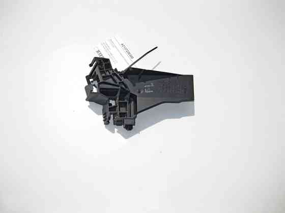 Mercedes-Benz  A2137230300 Утримувач рами ручки передніх лівих дверей E-Class W213 Одеса