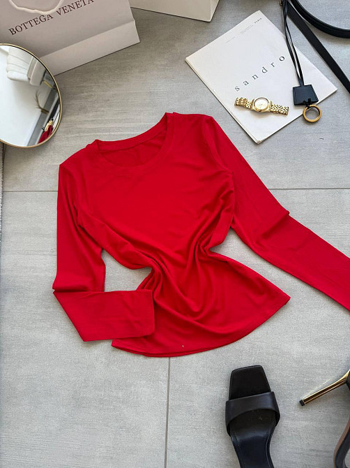 Жіночий базовий лонгслів із віскози Червоний Одеса - фото 1