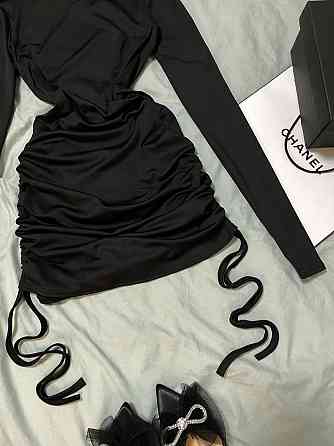 Женское стильное вечернее мини-платье с затяжками по бокам плотный микродайвинг Одесса