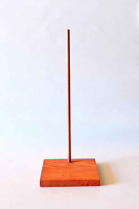 Подставка для кукол 