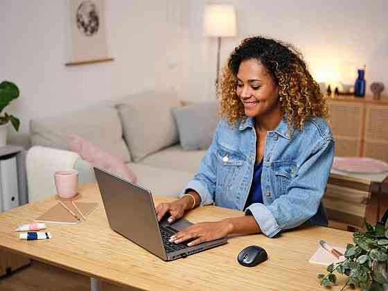 Мышь Trust Yvi FX черная беспроводная USB 2.4GHz оптическая 800/1600 DPI компактная с подсветкой для ноутбука Киев