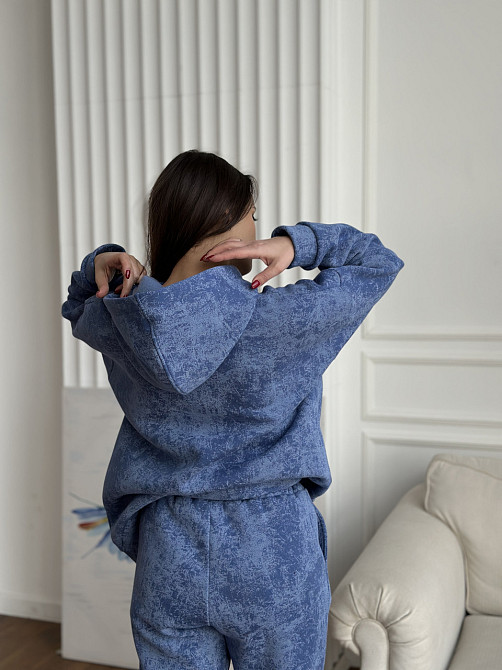 Теплий спортивний костюм жіночий мармуровий принт на флісі Блакитний S-M Харків - фото 7