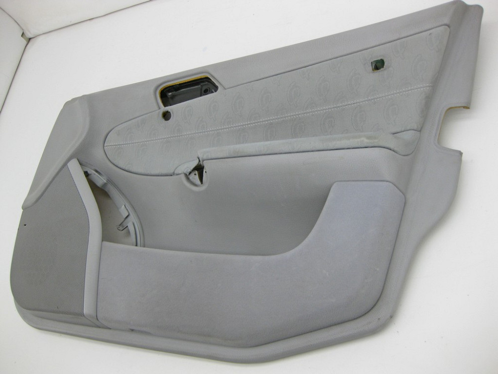 Mercedes-Benz  A2037201072 7E60 Карта передніх правих дверей сіра з тканинною вставкою C-Class W203 Одесса - изображение 8