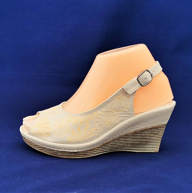 Жіночі Сандалії Босоніжки на Танкетці Платформа Бежеві Літні (розміри: 36,37,38,39,40,41) — 75-5 Дніпро - фото 6