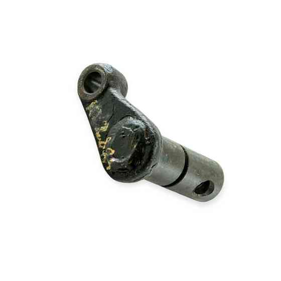 Валик коробки МТЗ із важелем роздавальної Мукачево