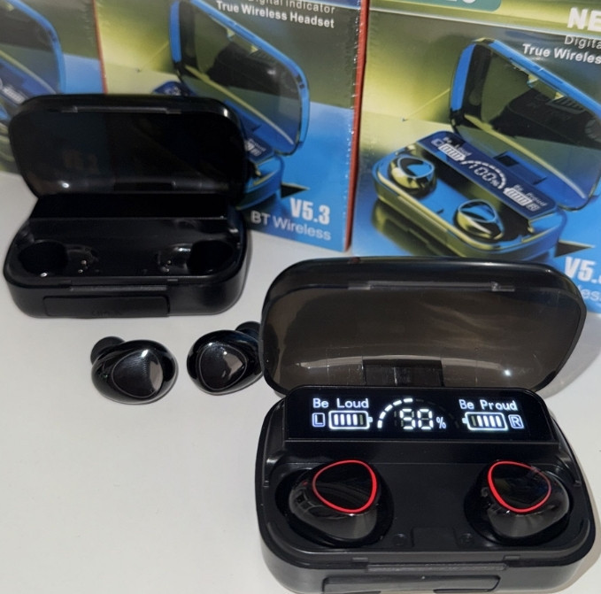 Бездротові навушники M10 з цифровим дисплеєм (Bluetooth 5.3) Харків - фото 3