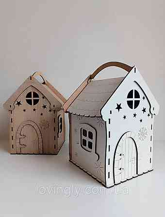 Упаковка для новорічних подарунків "Казковий будиночок" 24/17/15см Ірпінь