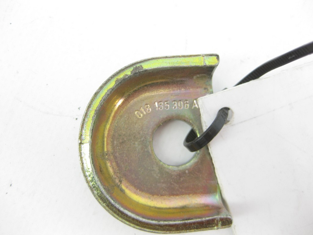 VAG  016135306A Шайба кріплення ременя безпеки VAG Одесса - изображение 4