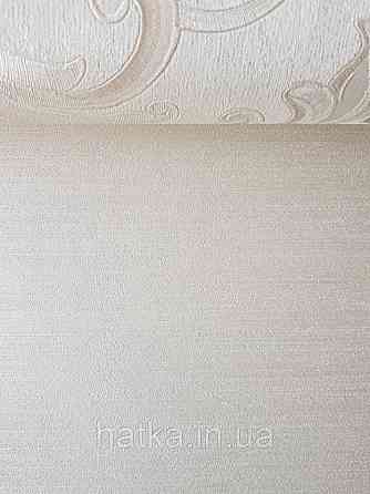 Шпалери вінілові на паперовій основі Sirpi Italian Silk 7 однотонні світло бежеві тонка срібна смужка Київ