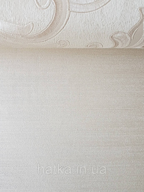 Шпалери вінілові на паперовій основі Sirpi Italian Silk 7 однотонні світло бежеві тонка срібна смужка Київ - фото 1