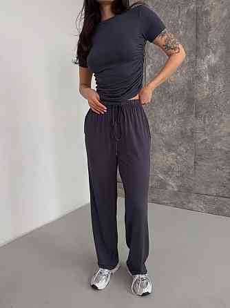 Женский базовый прогулочный костюм двойка: футболка и штаны натуральная вискоза Одесса