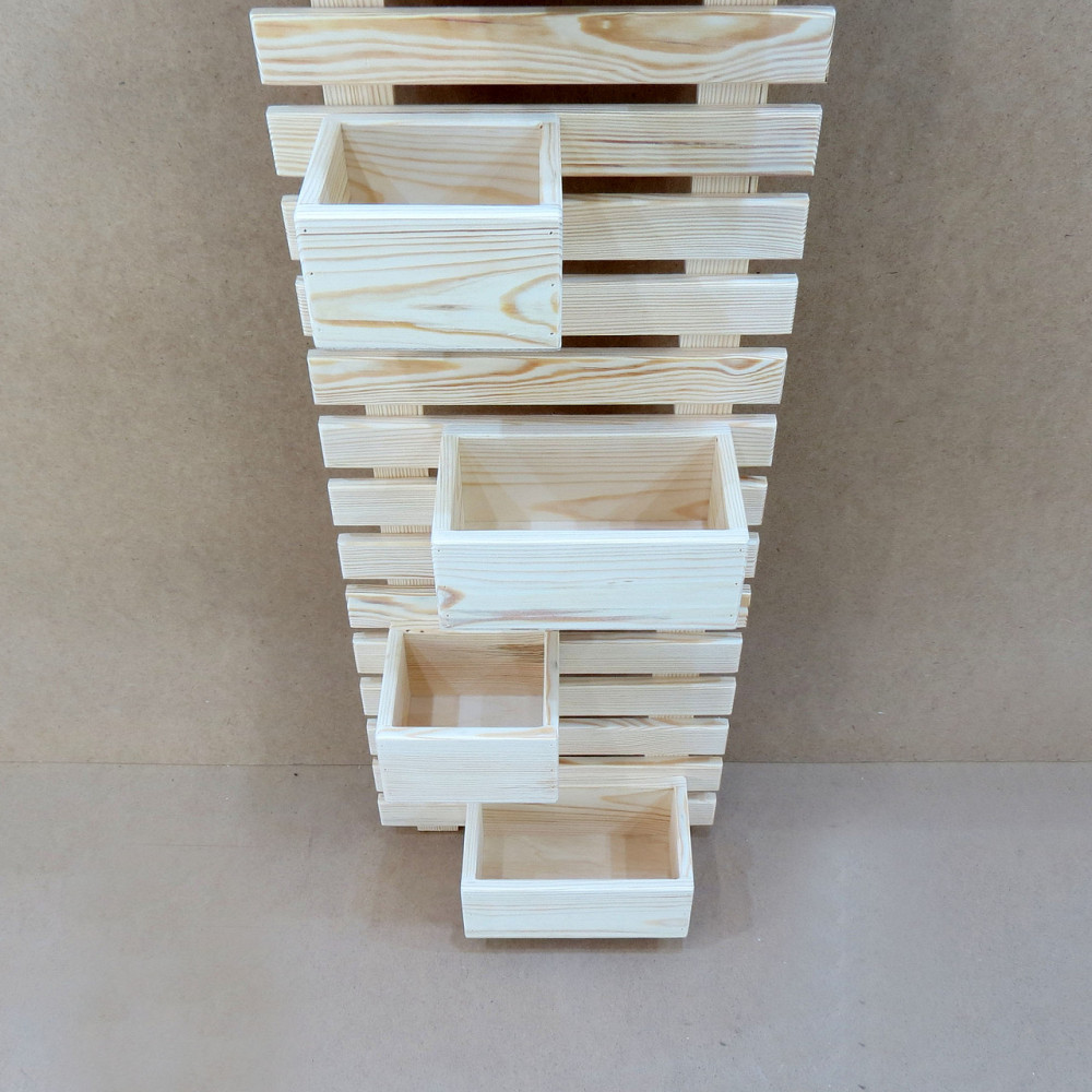 Полка настенная для цветов 