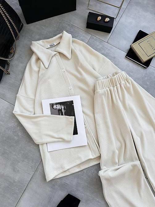 Женский базовый теплый оверсайз костюм двойка: рубашка и штаны турецкая двухсторонняя ангора рубчик Одесса - изображение 5