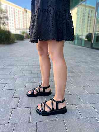 Edan Instruments Шкіряні босоніжки жіночі чорні на платформі EDAN 326 літні р. 36-40 / Сандалі Коломыя