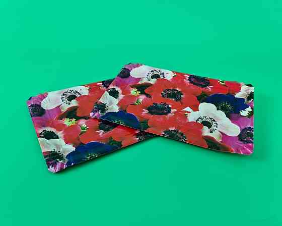 Тарелки праздничные бумажные 15* 22см