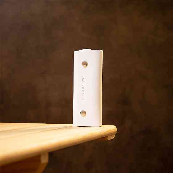 Шкіряна універсальна ключниця Білий (GRANDE PELLE) Київ