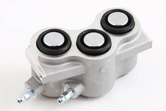 Цилиндр торм. передний 2121 Flagmus  левый Винница