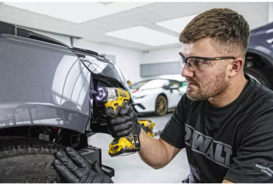 Професійний шурупокрут акумуляторний ударний безщітковий DeWALT DCF801N : без АКБ,1 ⁄ 4, 163Нм (DCF801N) Київ